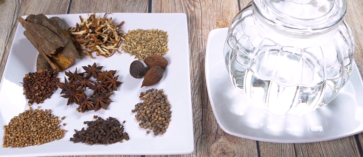 Rượu Mai Quế Lộ làm xúc xích