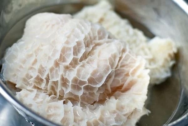 làm sạch tổ ong bò