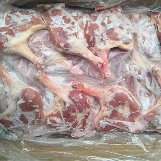 Đùi vịt tươi 320k/kg