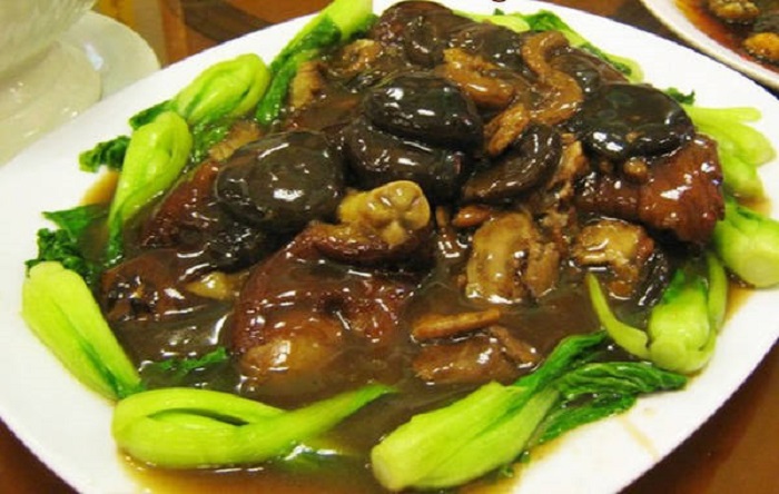 Gân nai hầm nấm