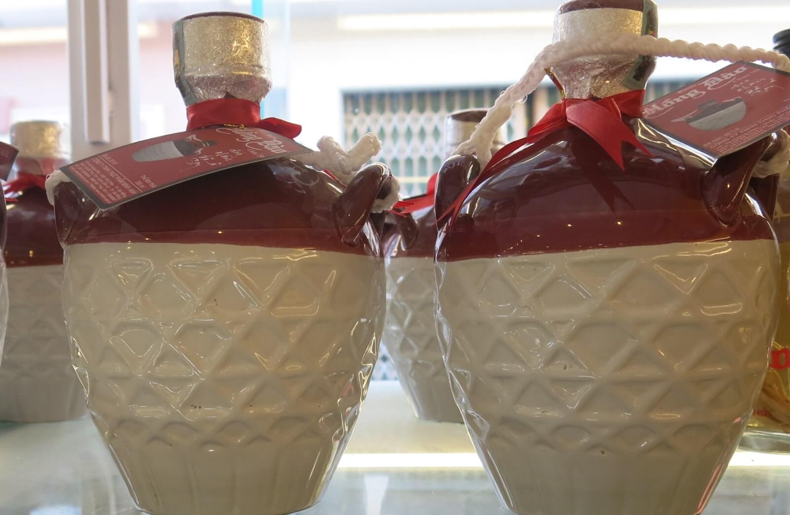 Rượu Hồng Đào bình 750ml - 350k/bình