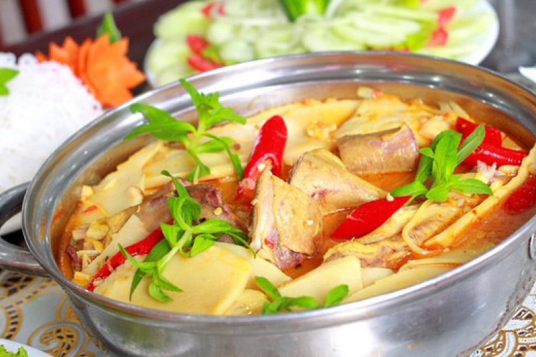 Vịt trời om măng